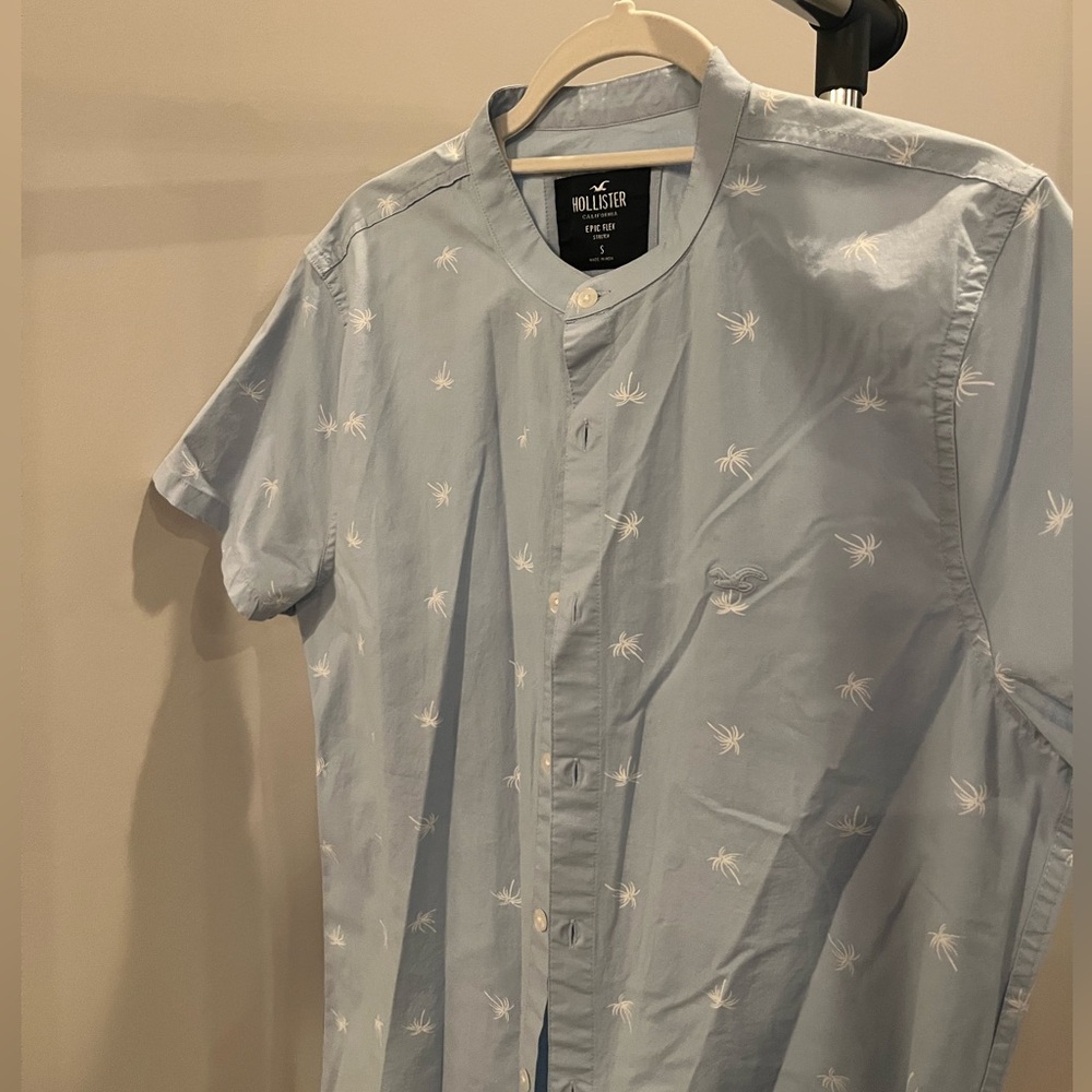 Hollister button up shirt